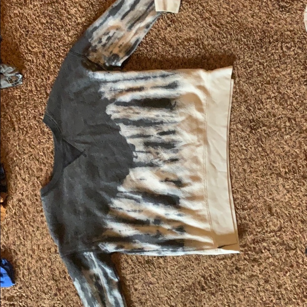 American eagle crew neck